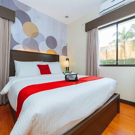 فندق Reddoorz Premium @ Sta Rosa Tagaytay Road Silang المظهر الخارجي الصورة