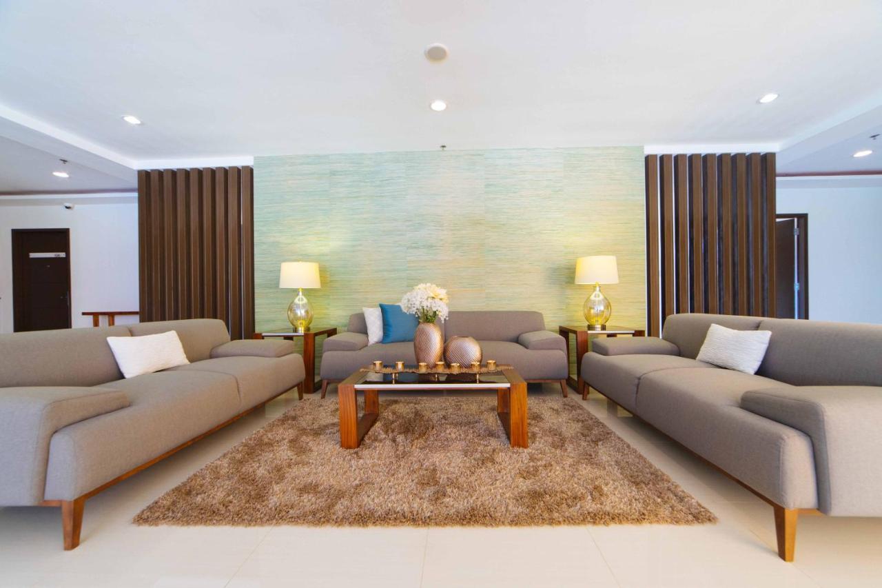 فندق Reddoorz Premium @ Sta Rosa Tagaytay Road Silang المظهر الخارجي الصورة