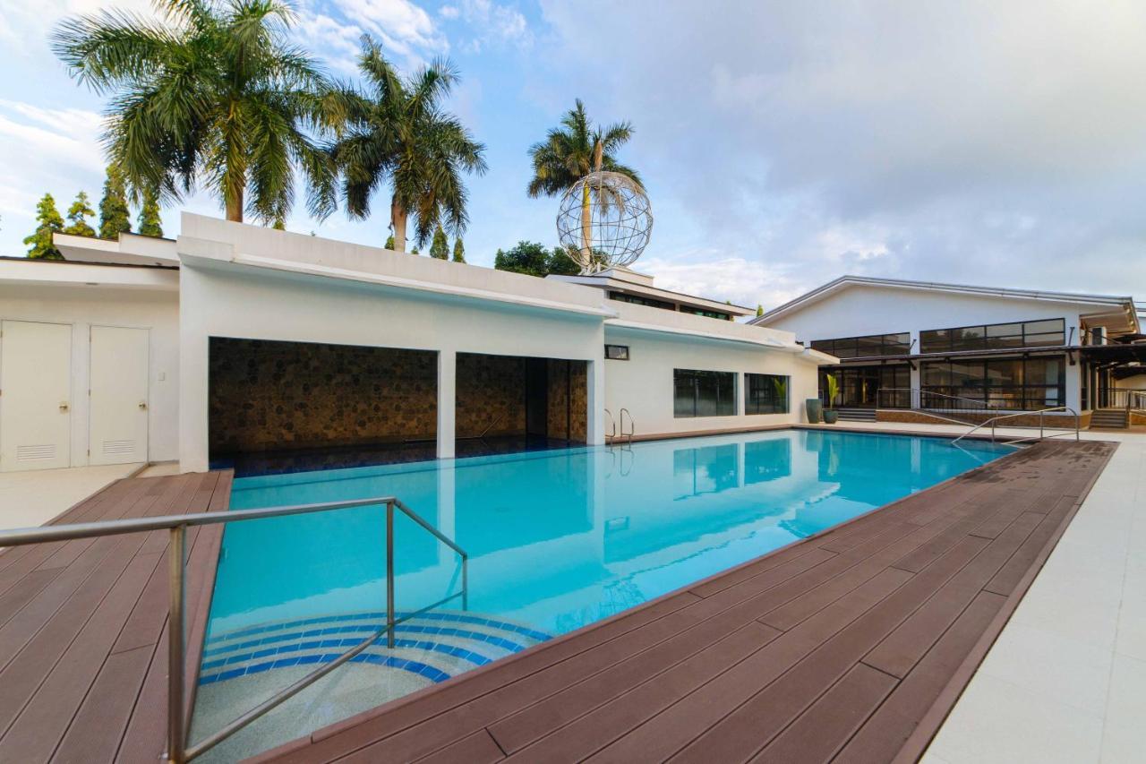 فندق Reddoorz Premium @ Sta Rosa Tagaytay Road Silang المظهر الخارجي الصورة