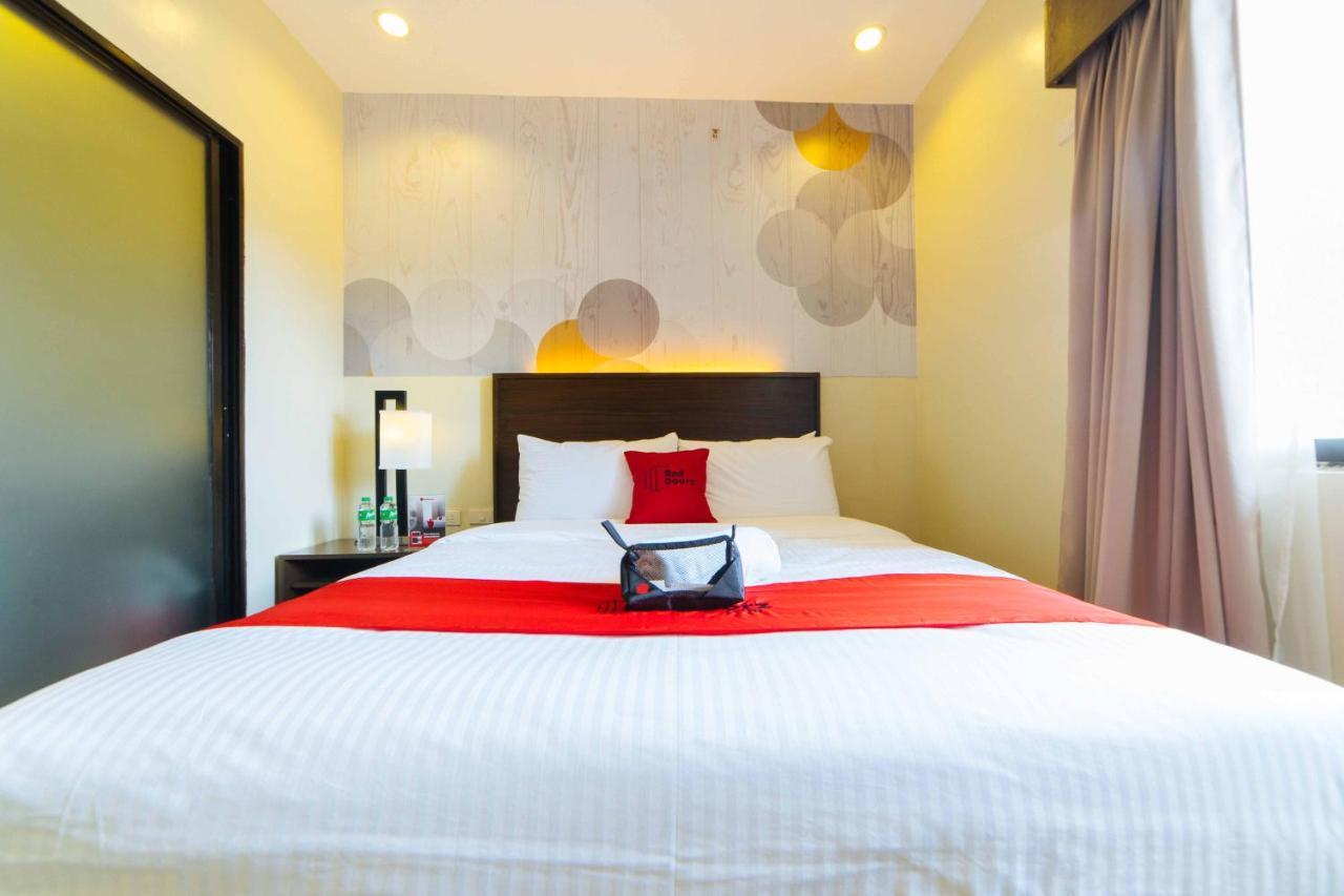 فندق Reddoorz Premium @ Sta Rosa Tagaytay Road Silang المظهر الخارجي الصورة