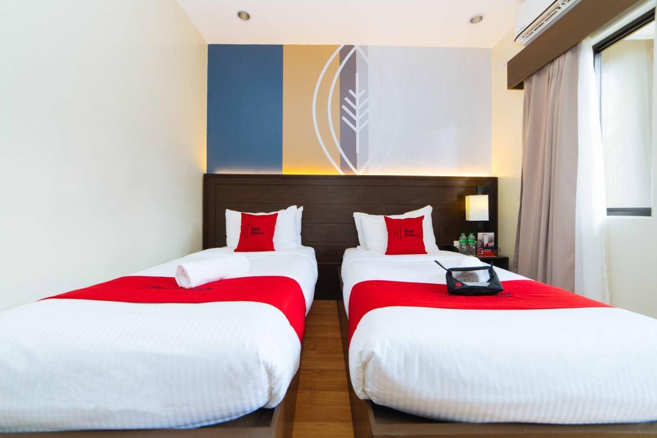 فندق Reddoorz Premium @ Sta Rosa Tagaytay Road Silang المظهر الخارجي الصورة